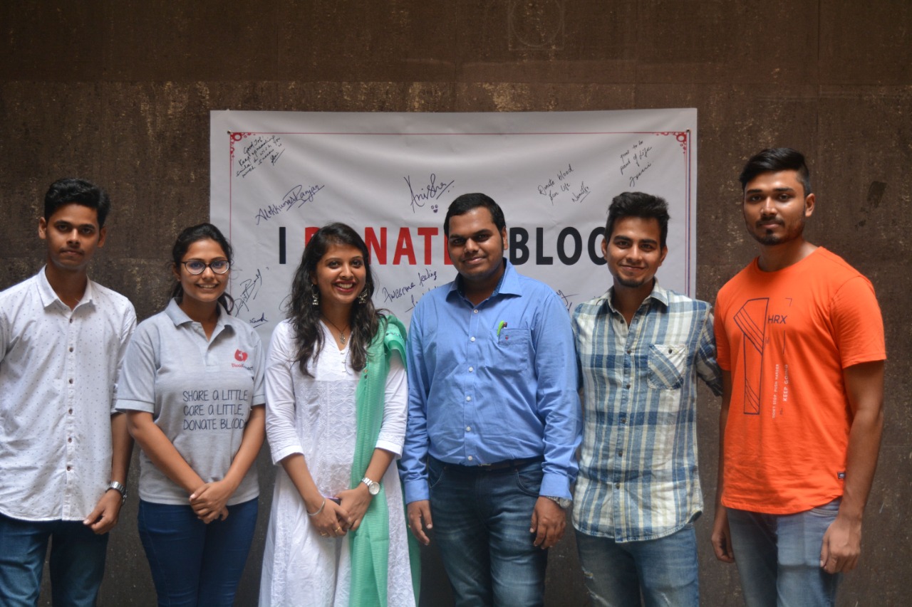 People donating blood